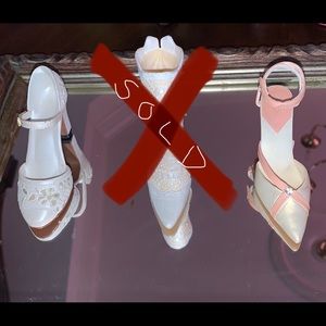 Just The Right Shoe by Raine $10/set $5each